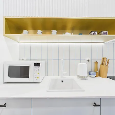 Superapart Saska 76 - With Workspace Apartment