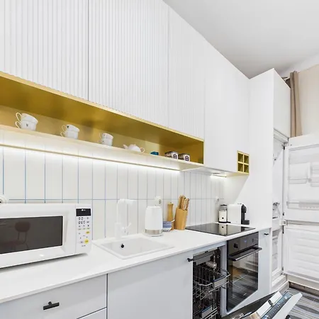 Superapart Saska 76 - With Workspace Apartment Warsaw
