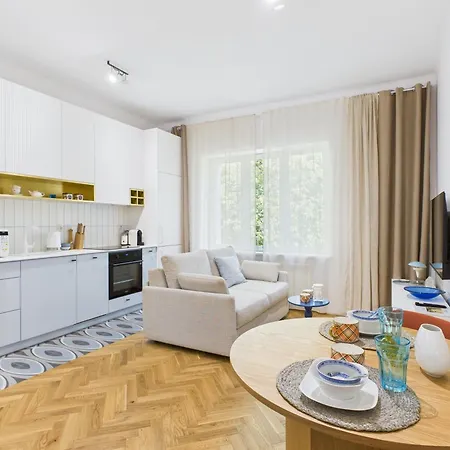 Superapart Saska 76 - With Workspace Apartment Warsaw